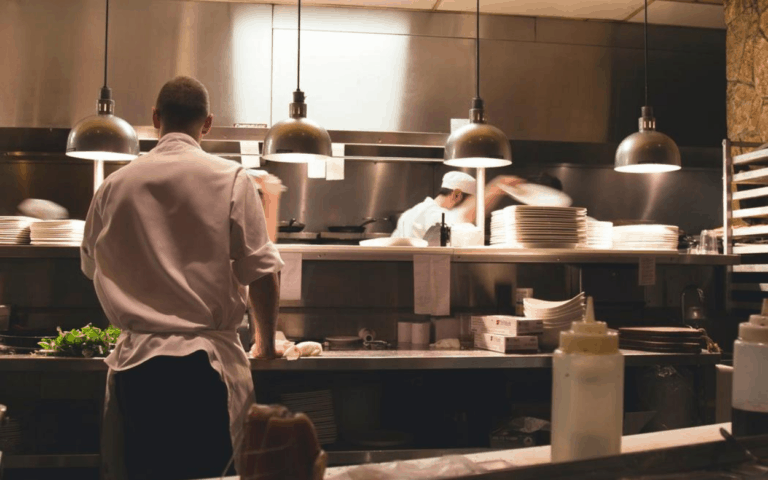 4 ways F&amp;B businesses can adapt to the new norm